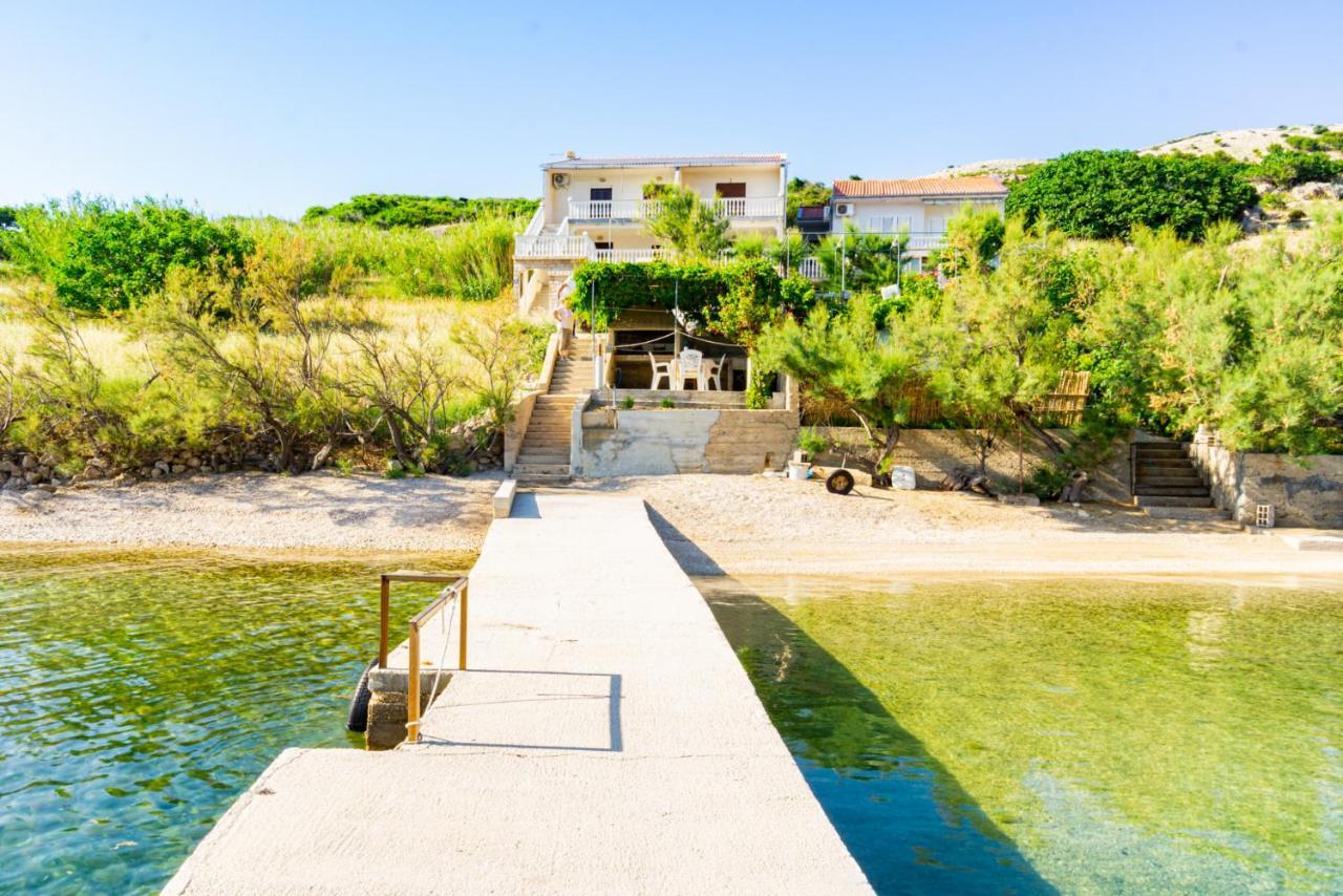 Bepic Quiet Location On A Beautiful Bay Apartment Metajna Luaran gambar