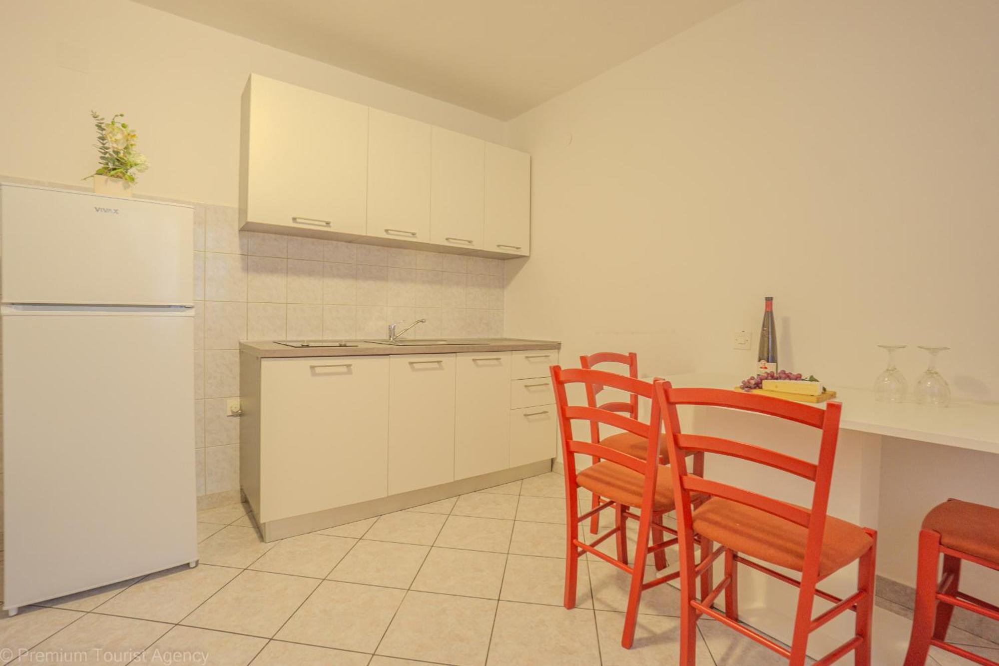 Bepic Quiet Location On A Beautiful Bay Apartment Metajna Luaran gambar