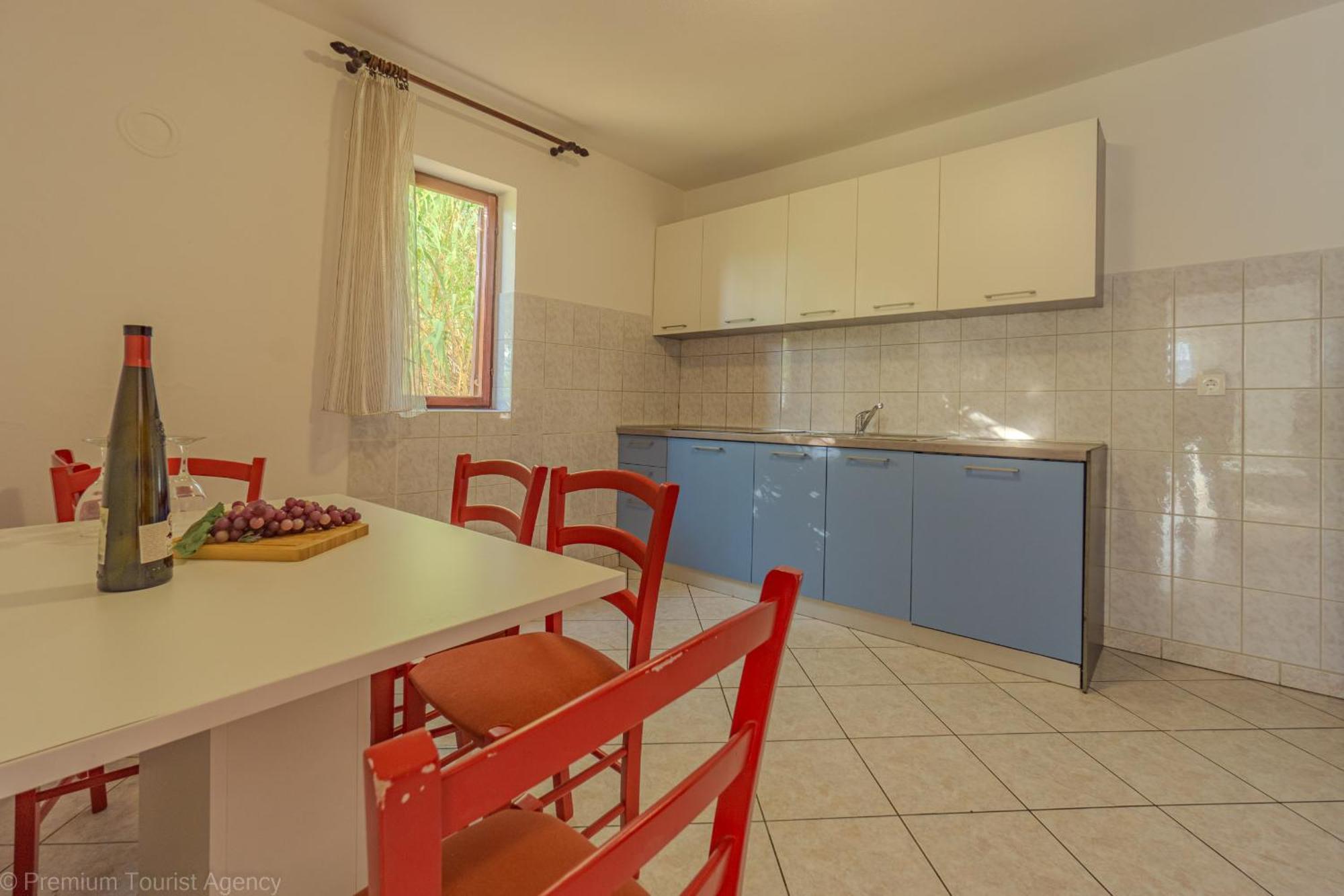 Bepic Quiet Location On A Beautiful Bay Apartment Metajna Luaran gambar